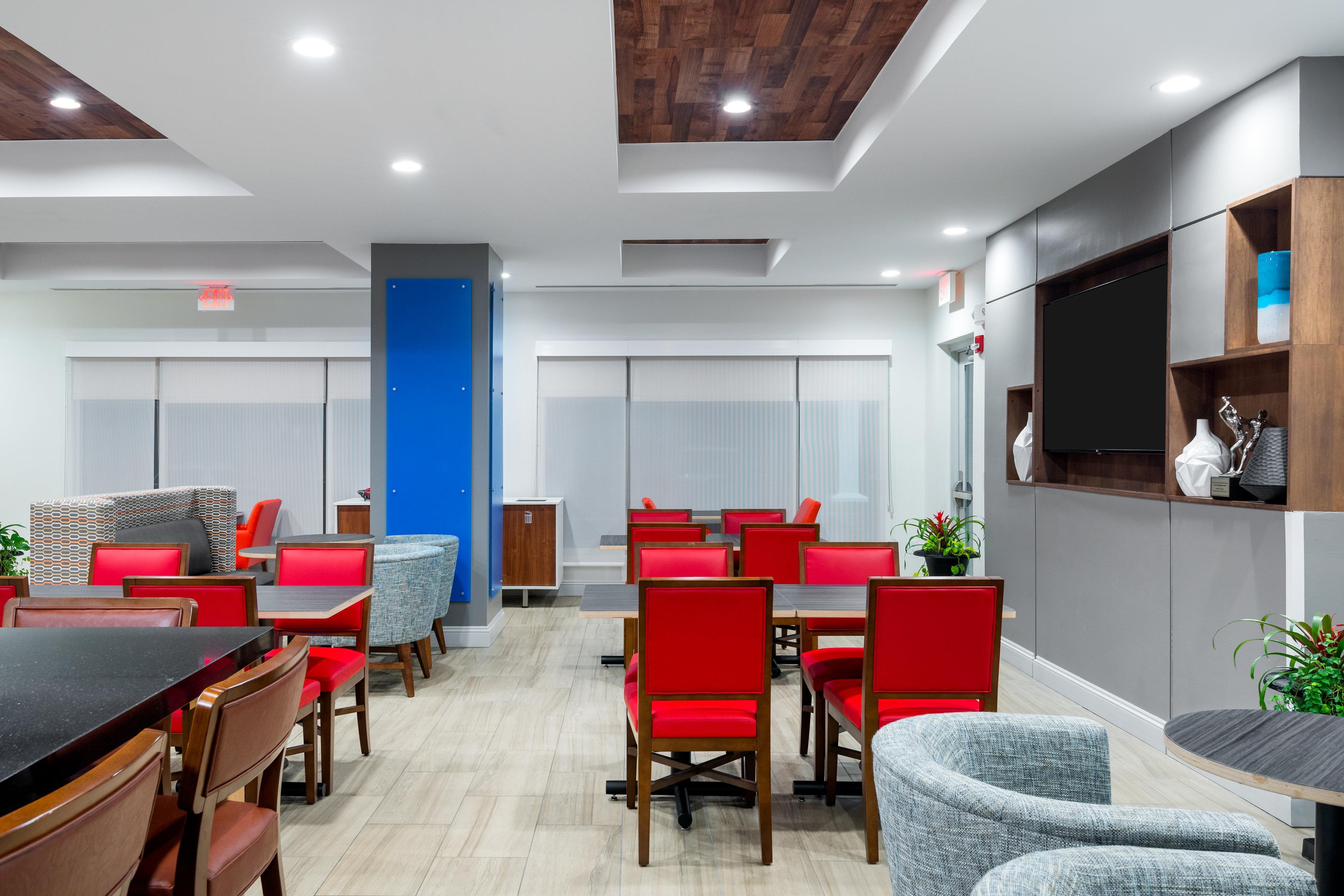 Holiday Inn Express & Suites Florence I-95 & I-20 Civic Ctr By Ihg Exterior photo