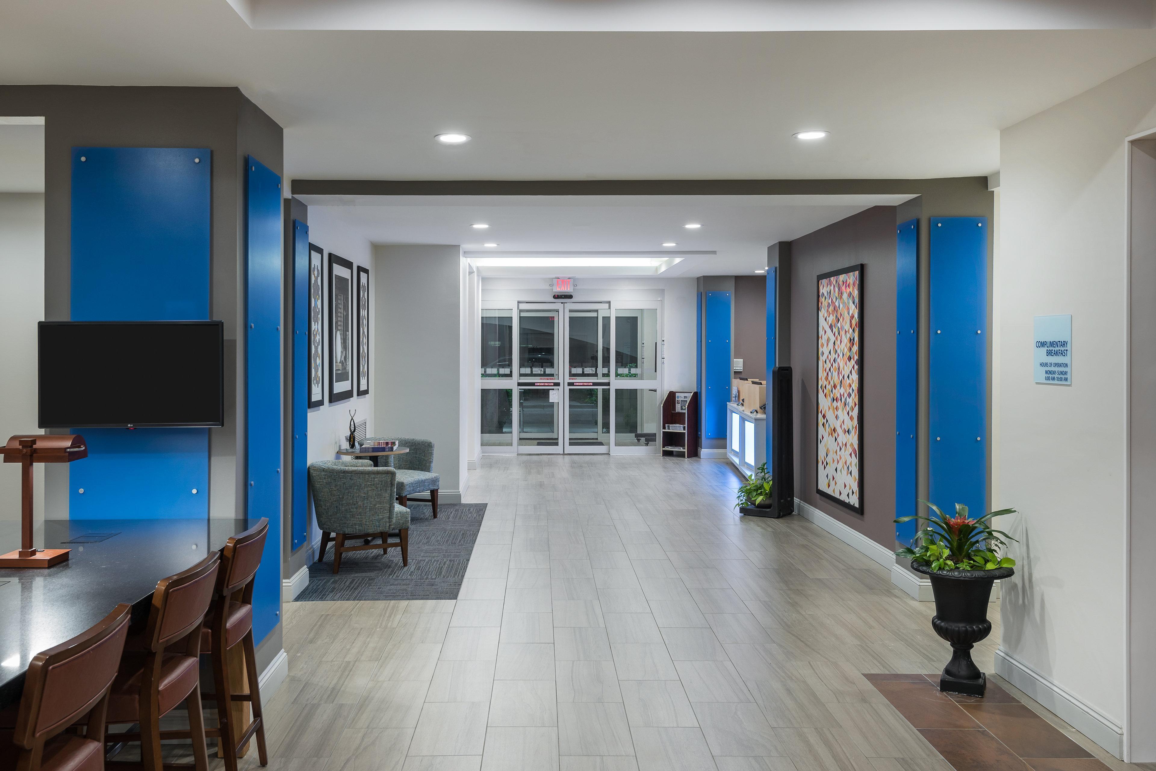Holiday Inn Express & Suites Florence I-95 & I-20 Civic Ctr By Ihg Exterior photo