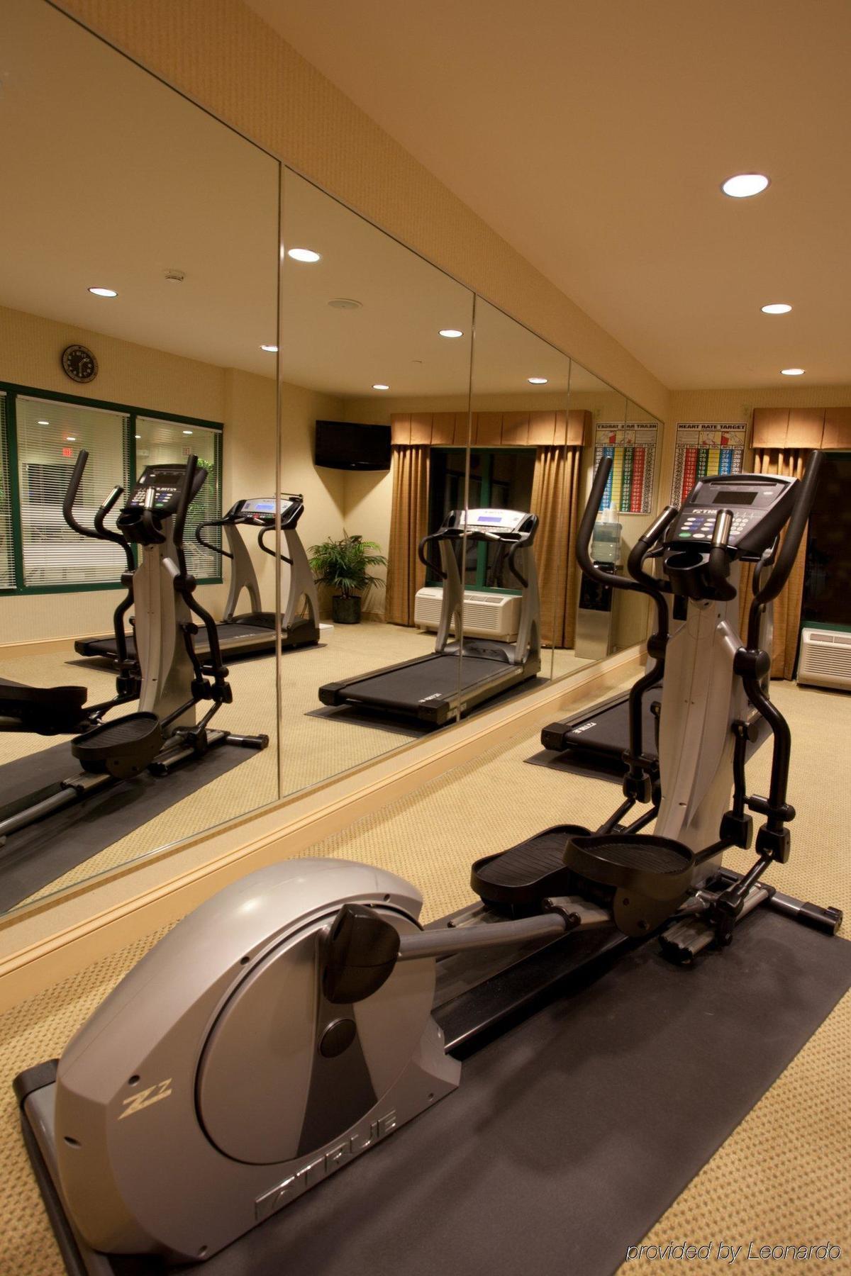 Holiday Inn Express & Suites Florence I-95 & I-20 Civic Ctr By Ihg Facilities photo